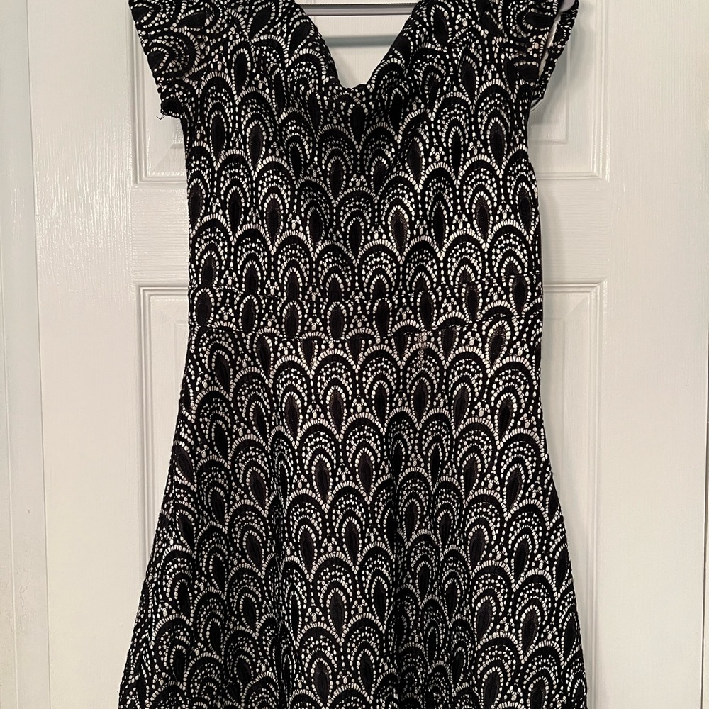 Gold and black short sleeve dress